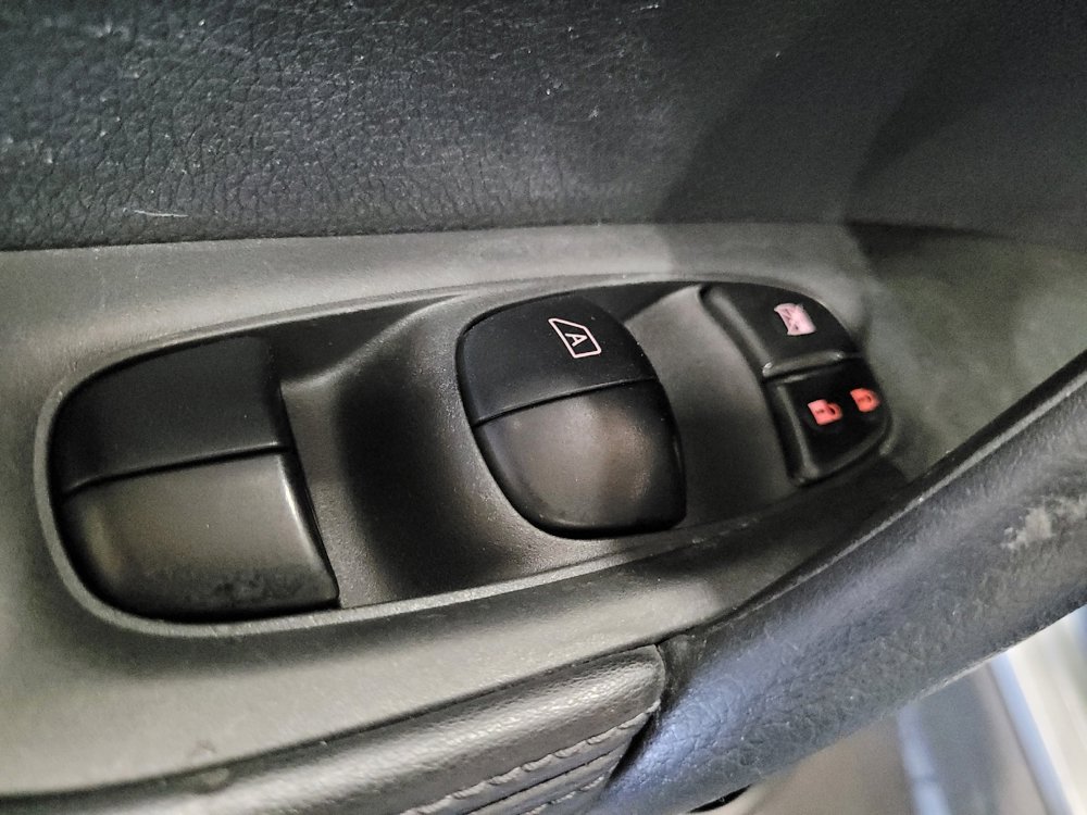 Used 2019 Nissan Rogue SV w/ Sun & Sound Touring Package AWD/4WD image 27