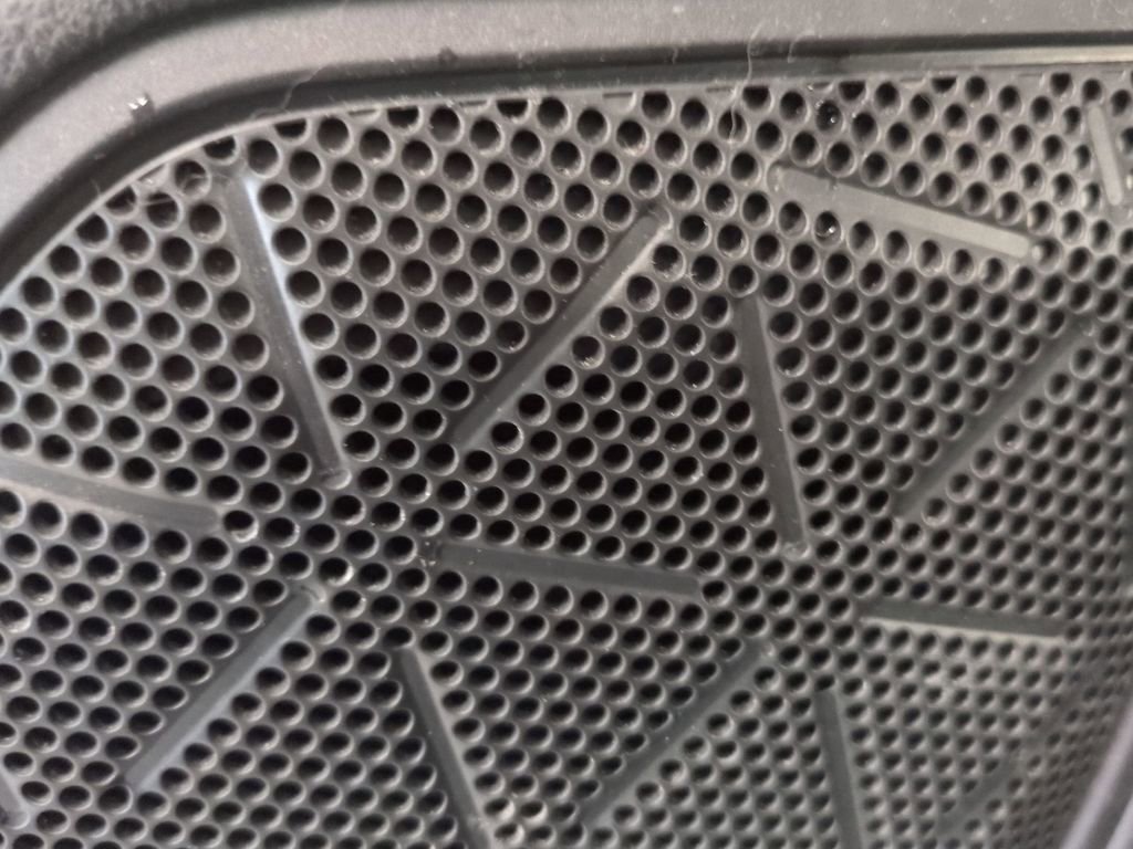 Used 2020 Toyota RAV4 XLE Premium image 13