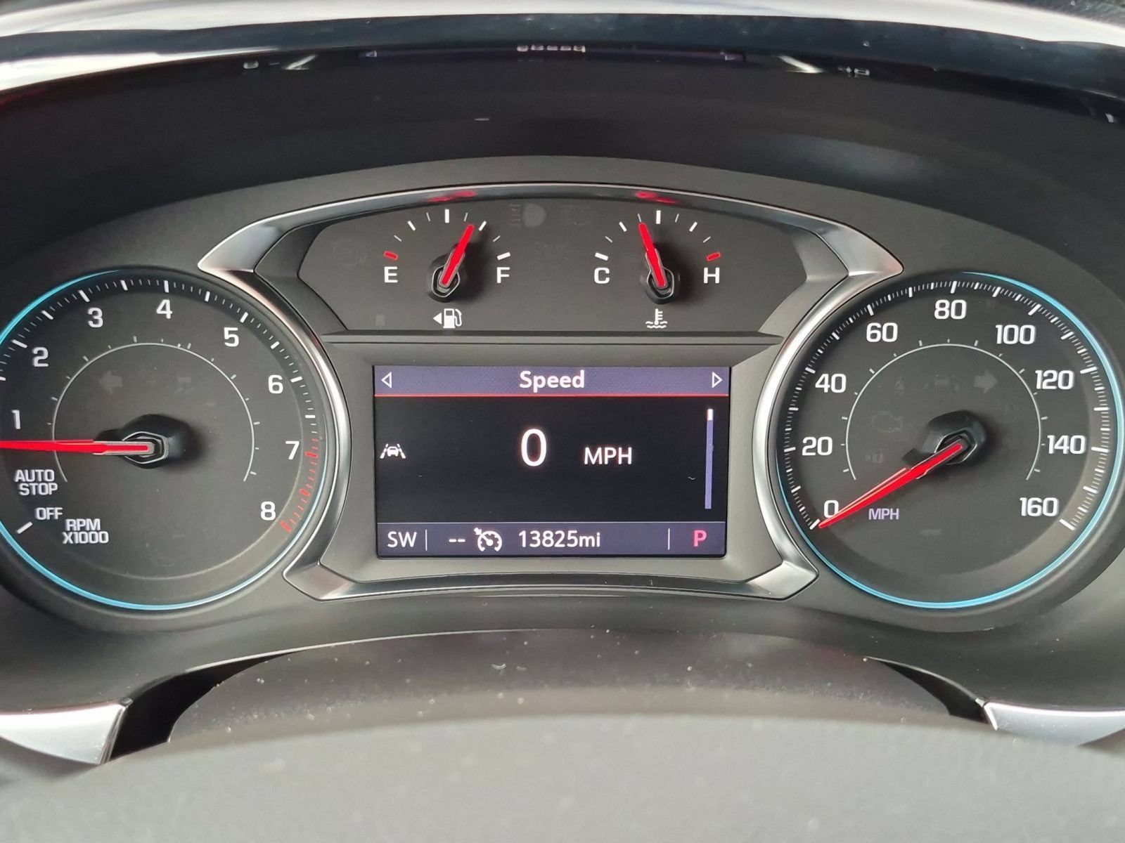Used 2023 Chevrolet Traverse LT FWD image 17