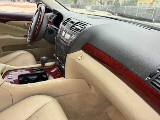 Used 2008 Lexus LS 460 Base 4dr Sedan image 25