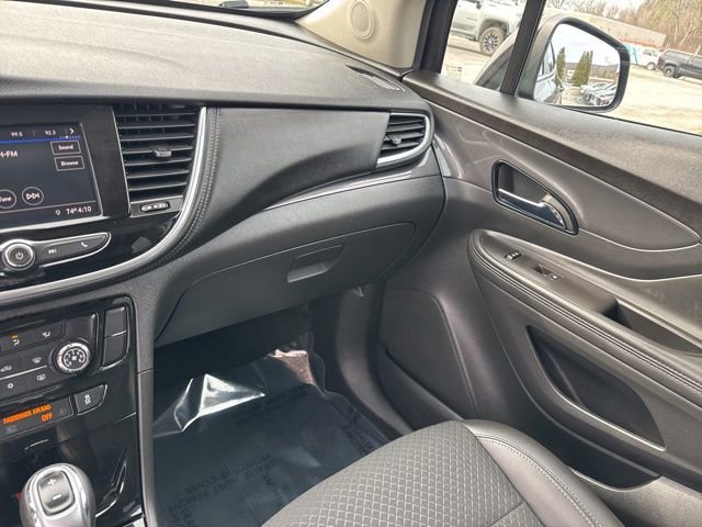 Used 2022 Buick Encore Preferred w/ Safety Package AWD/4WD image 58