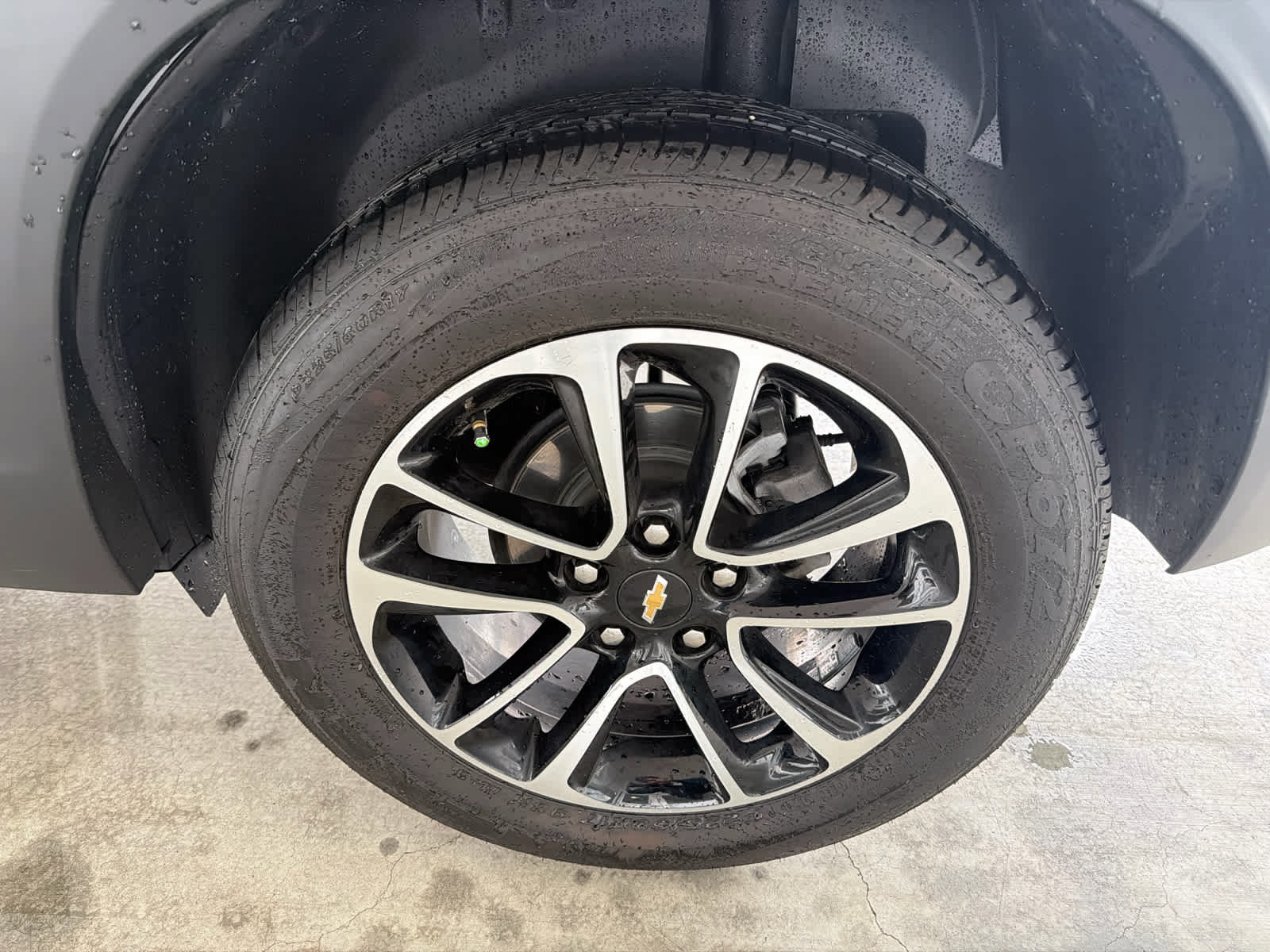 Used 2024 Chevrolet TrailBlazer LT AWD/4WD image 12