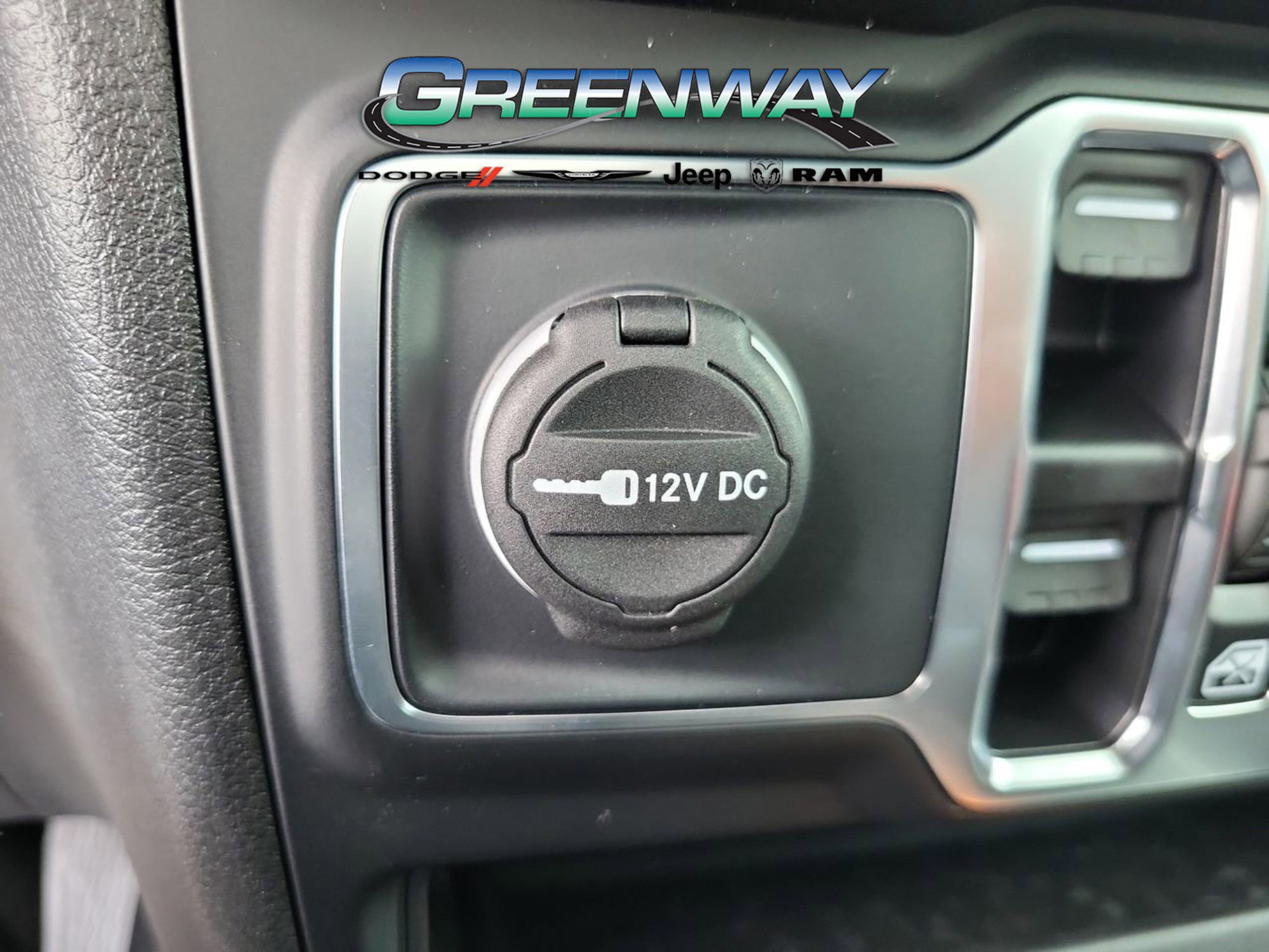 Used 2025 Jeep Gladiator Sport AWD/4WD image 20