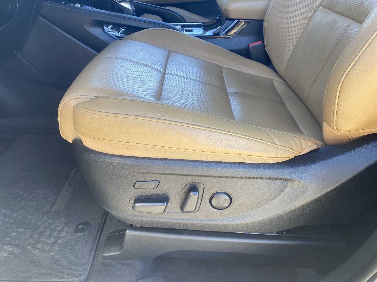 Used 2022 Kia Telluride SX w/ Towing Package image 22