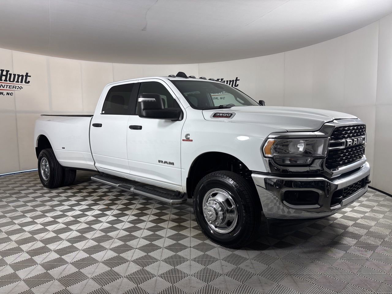 Used 2024 RAM 3500 Big Horn image 3