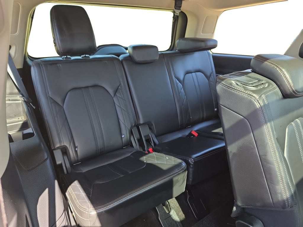Used 2018 Ford Expedition Platinum AWD/4WD image 18