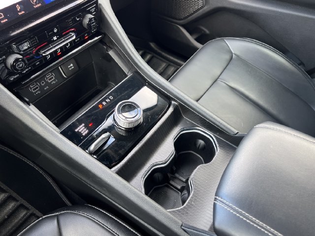 Used 2024 Jeep Grand Cherokee L Limited AWD/4WD image 27
