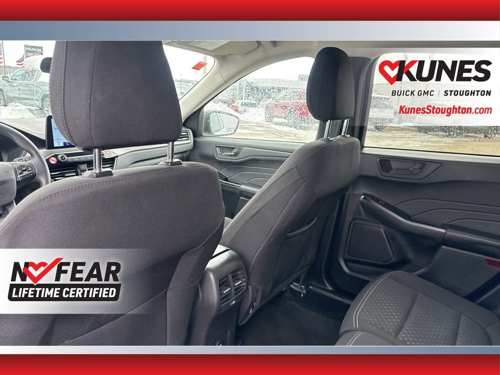 Used 2025 Ford Escape Active image 37