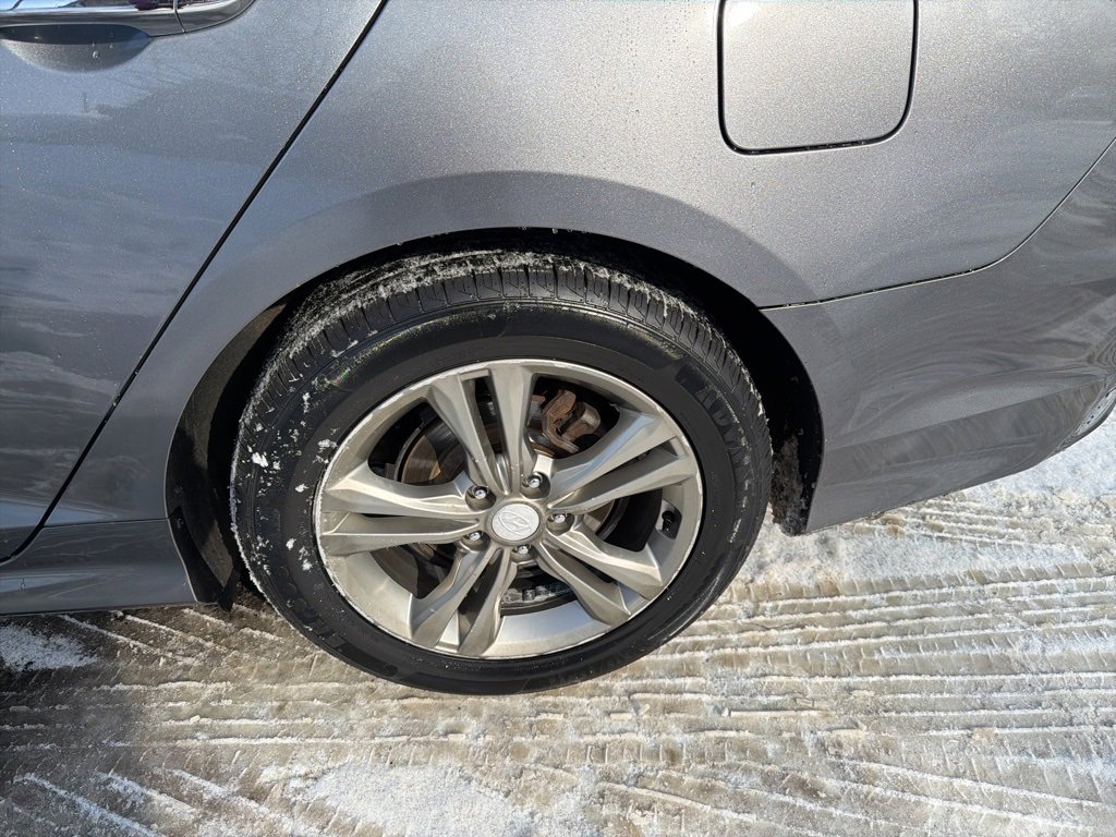 Used 2018 Hyundai Sonata Limited w/ Ultimate Package 07 image 12