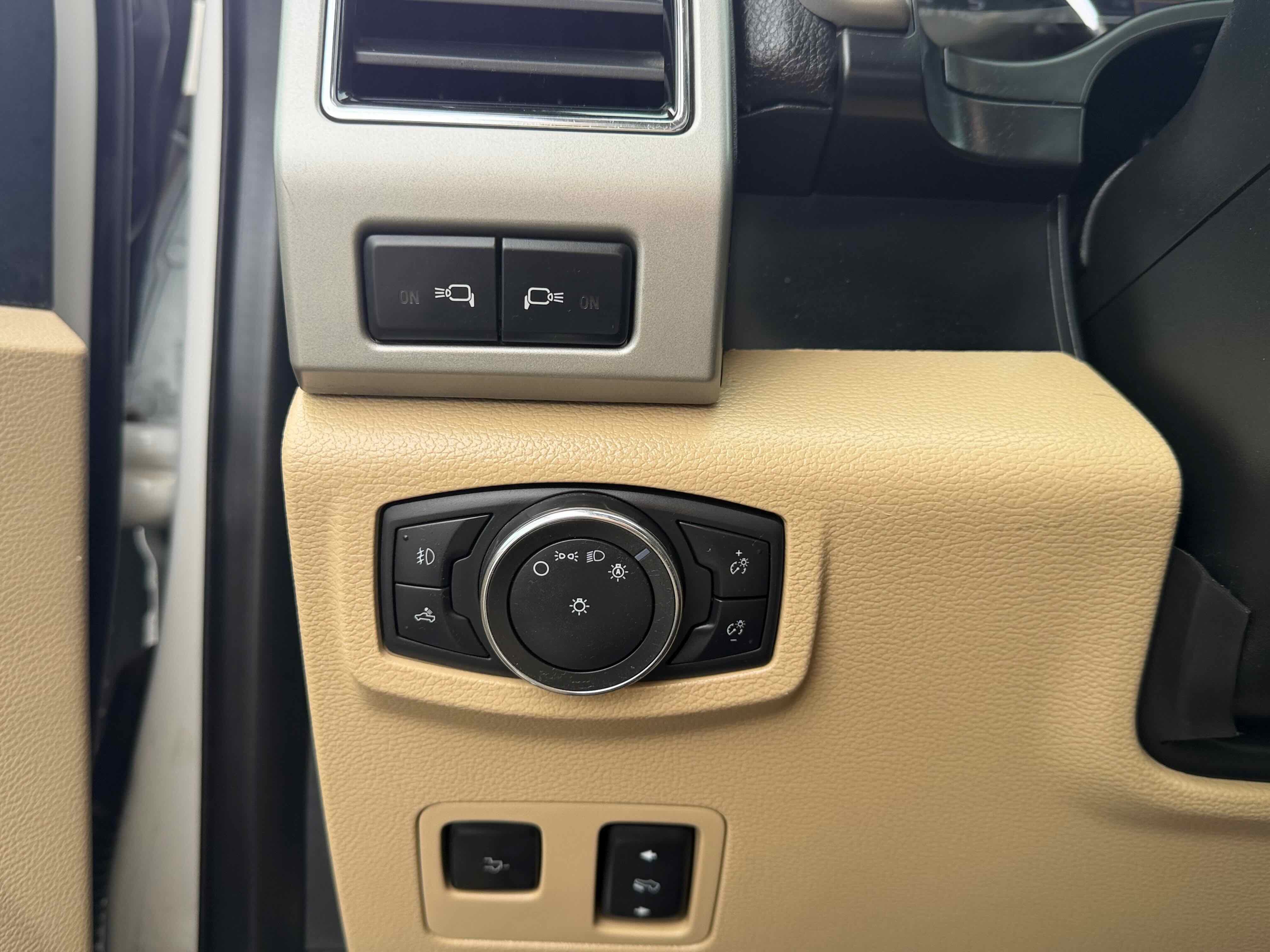 Used 2021 Ford F350 Lariat w/ Lariat Ultimate Package image 26