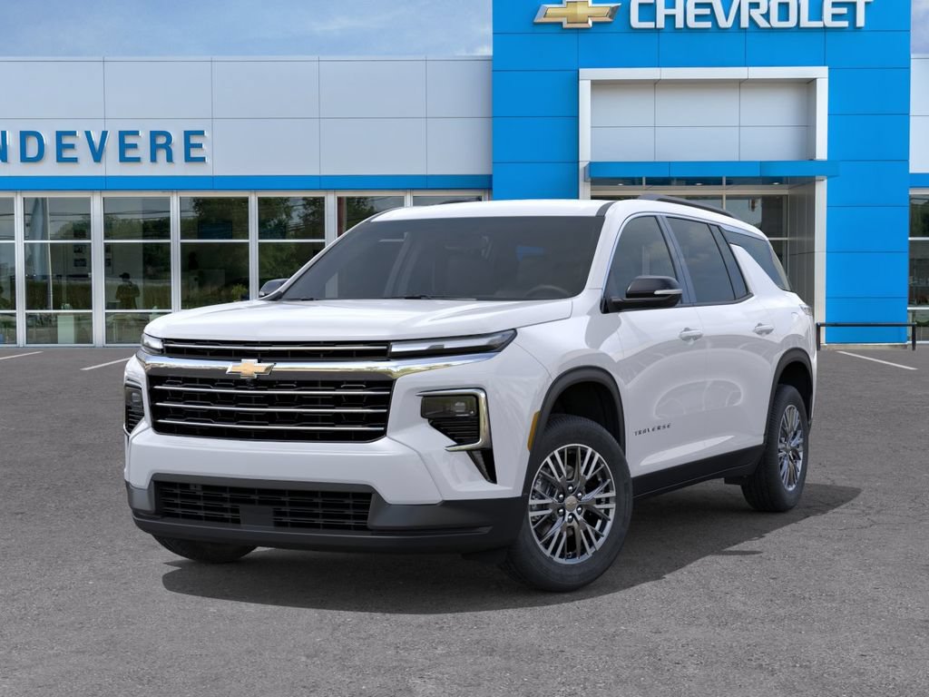 New 2026 Chevrolet Traverse LT w/ Driver Confidence Package AWD/4WD image 8
