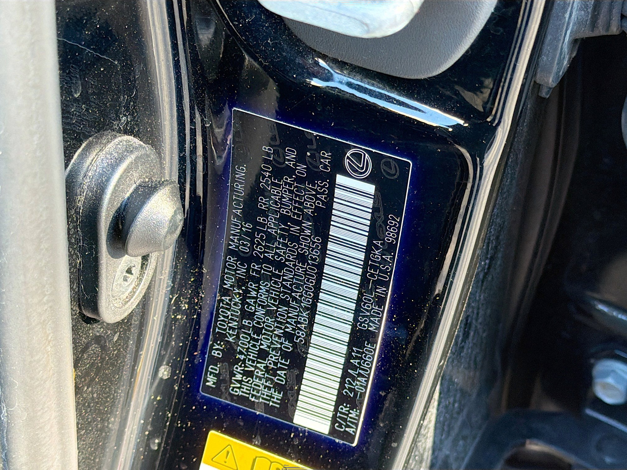 Used 2016 Lexus ES 350 w/ Navigation System Package image 40