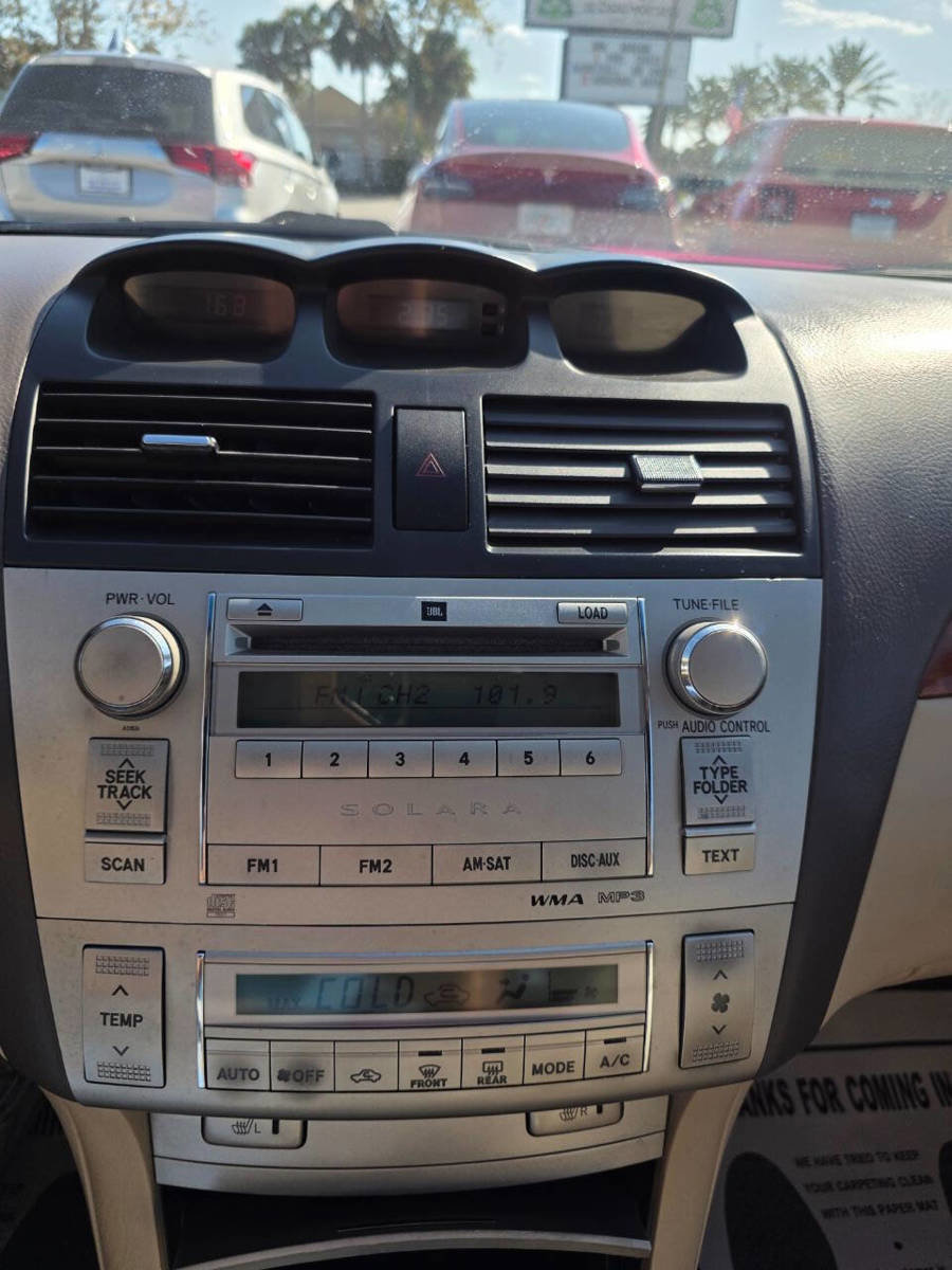 Used 2007 Toyota Solara SLE image 18