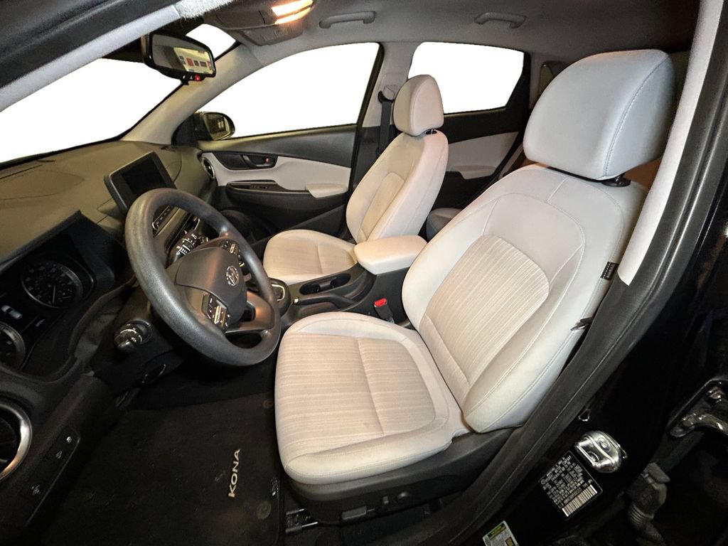 Used 2023 Hyundai Kona SEL AWD/4WD image 10