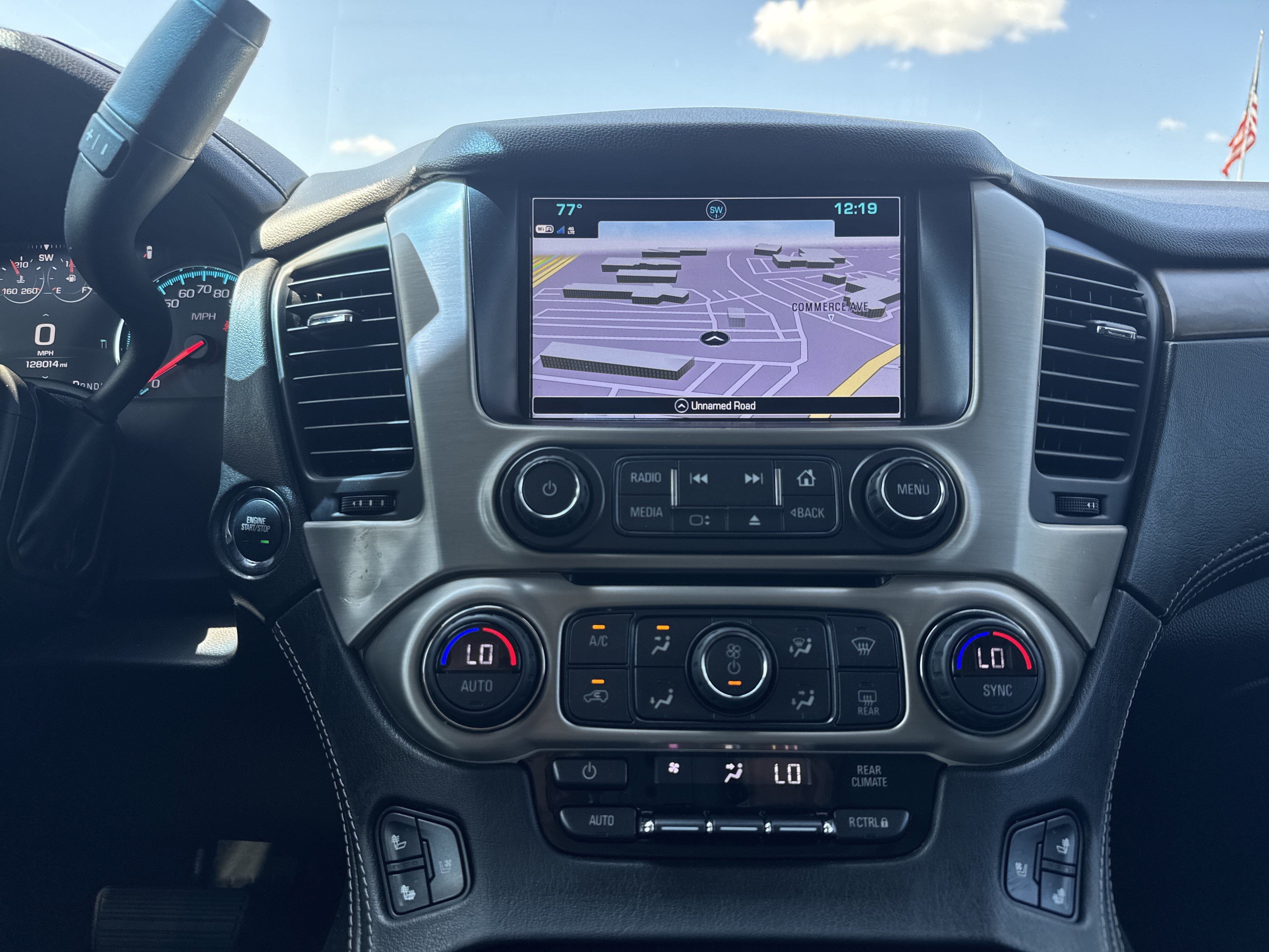 Used 2018 GMC Yukon Denali w/ Denali Ultimate Package RWD image 32