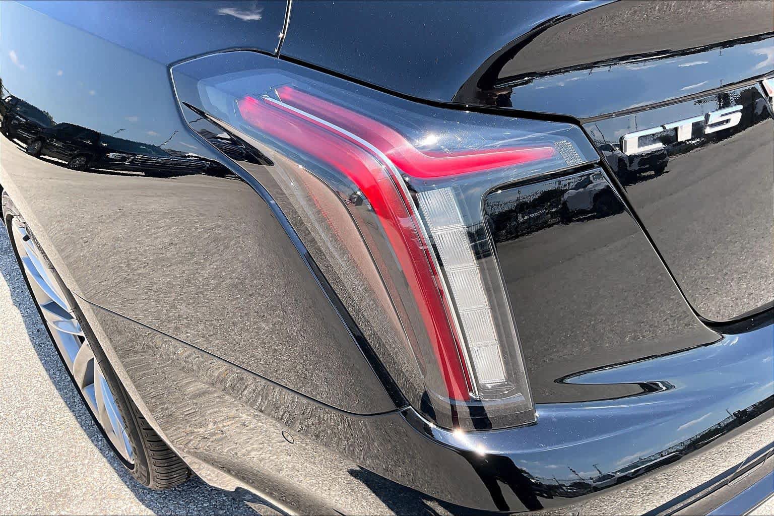 Used 2025 Cadillac CT5 Sport RWD image 28
