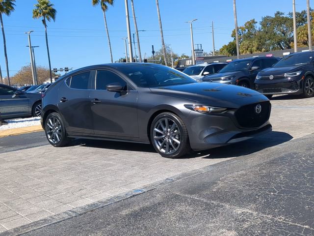 Used 2019 MAZDA MAZDA3 Hatchback w/ Preferred Package image 2