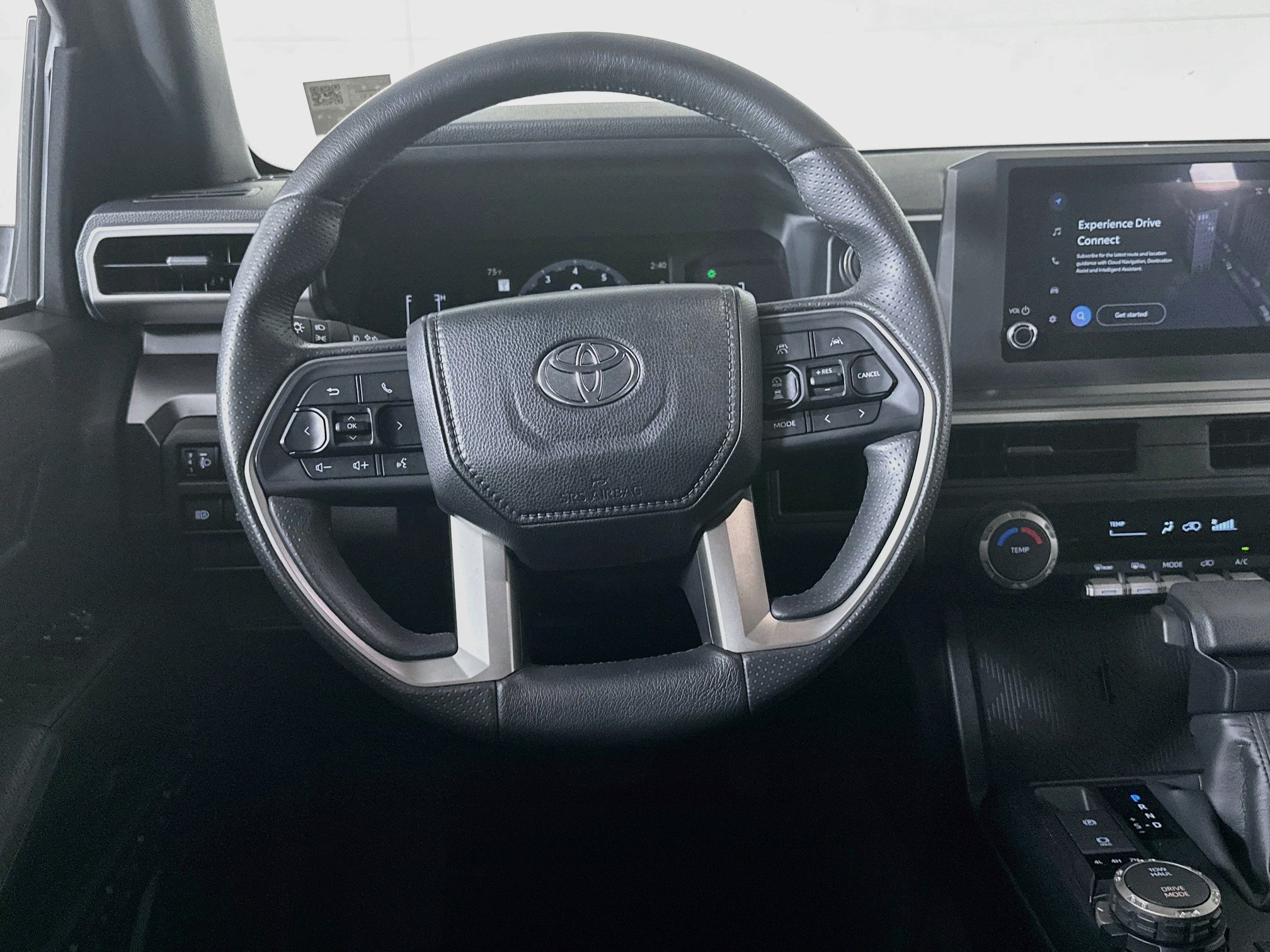 Used 2026 Toyota 4Runner SR5 AWD/4WD image 18