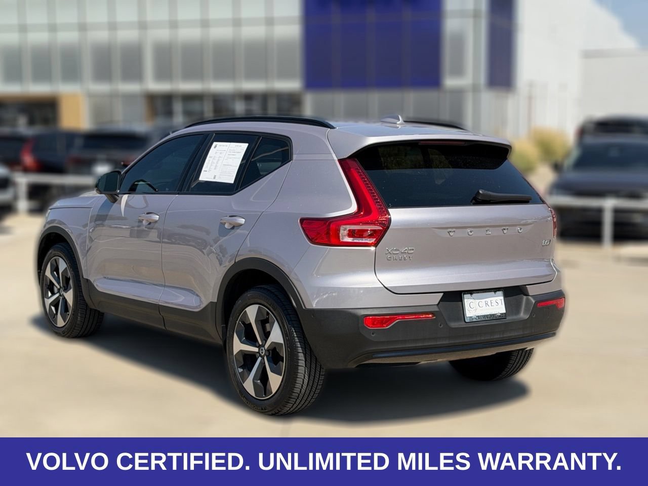 Certified 2026 Volvo XC40 B5 Plus AWD/4WD image 6
