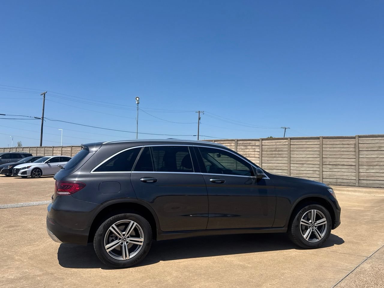 Used 2021 Mercedes-Benz GLC 300 image 24