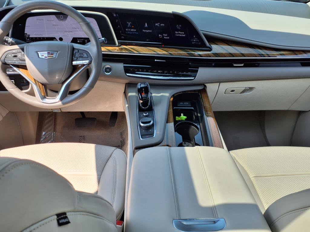 Certified 2023 Cadillac Escalade Premium Luxury Platinum image 22