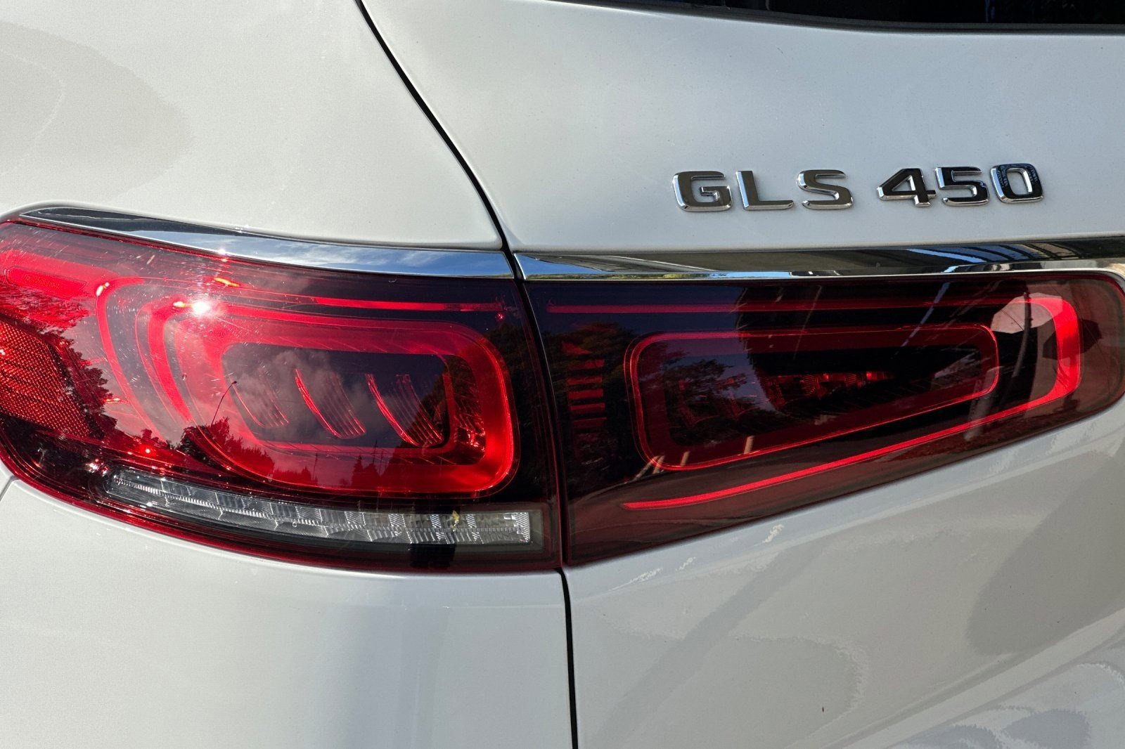 Used 2020 Mercedes-Benz GLS 450 4MATIC image 11