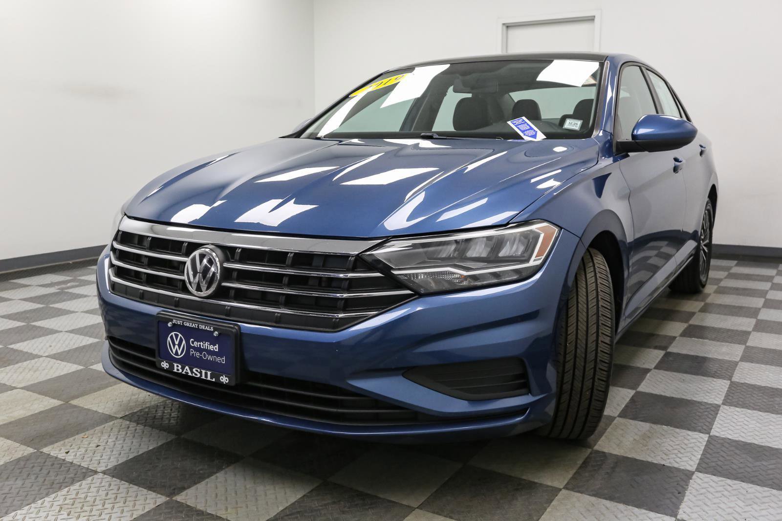 Certified 2019 Volkswagen Jetta SE image 5