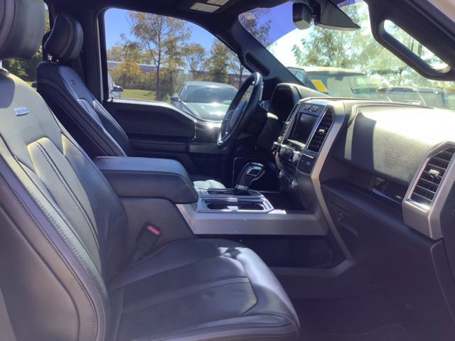 Used 2015 Ford F150 Platinum w/ Equipment Group 701A Luxury AWD/4WD image 30