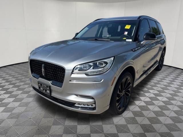Certified 2022 Lincoln Aviator Reserve w/ Equipment Group 201A AWD/4WD image 13