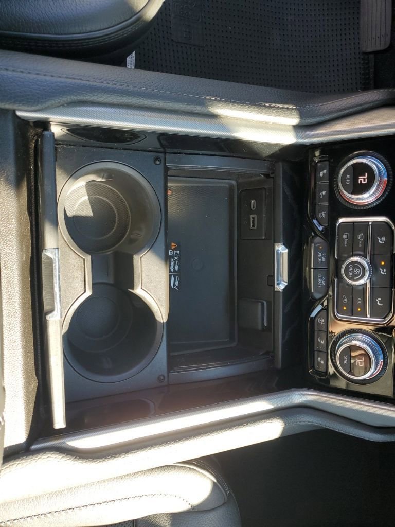 Used 2021 GMC Yukon Denali w/ Denali Premium Package image 41