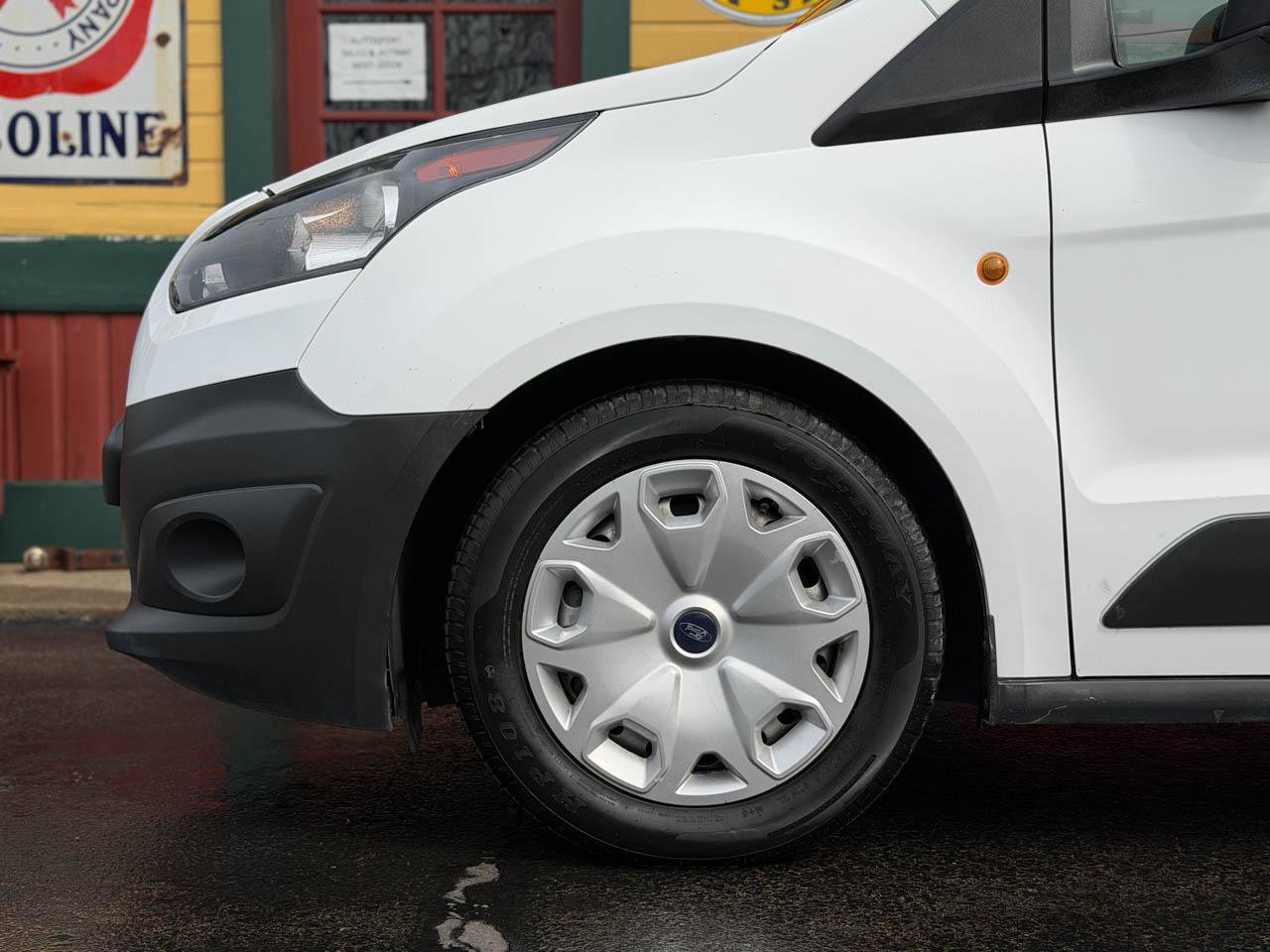 Used 2014 Ford Transit Connect XL image 27