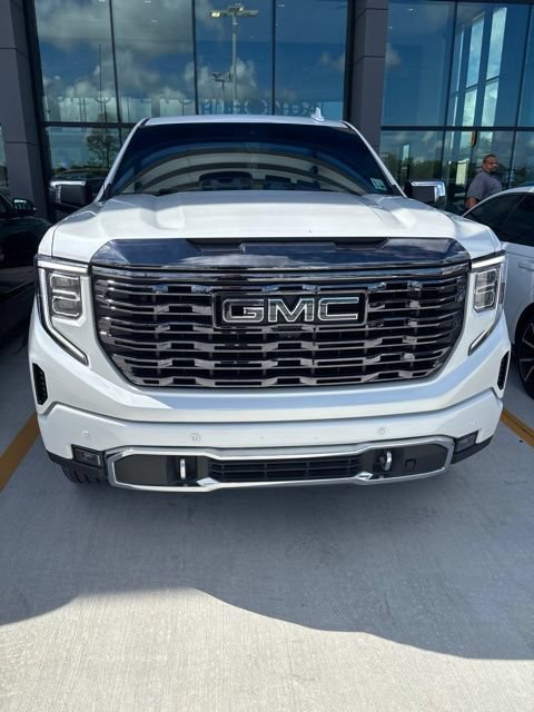 Used 2022 GMC Sierra 1500 Denali Ultimate AWD/4WD image 2
