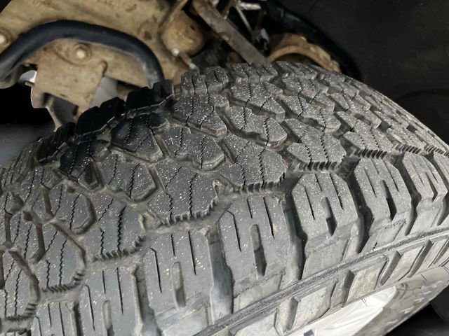 Used 2022 Chevrolet Silverado 2500 LT w/ Convenience Package image 39