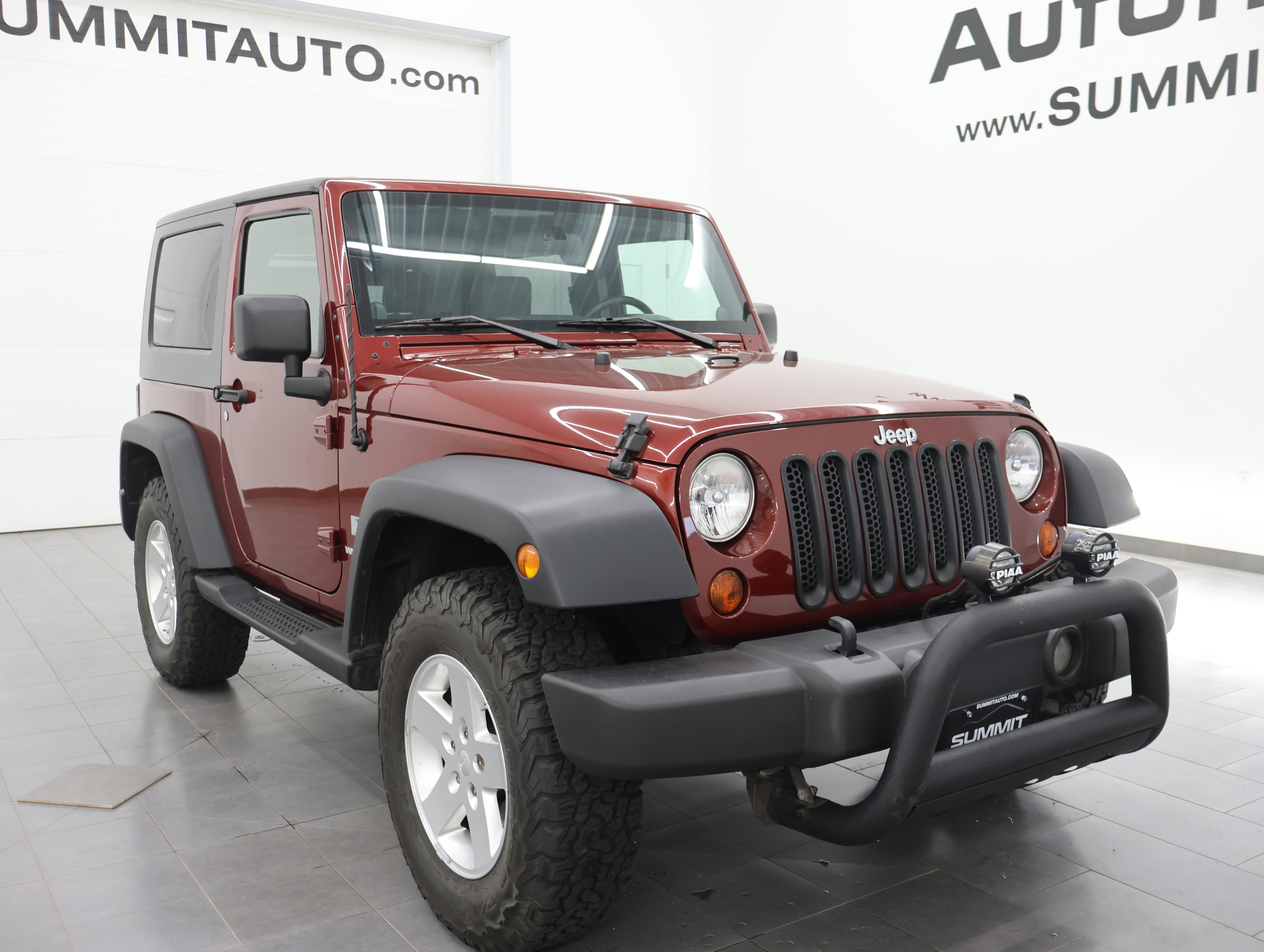 Used 2009 Jeep Wrangler X AWD/4WD image 2