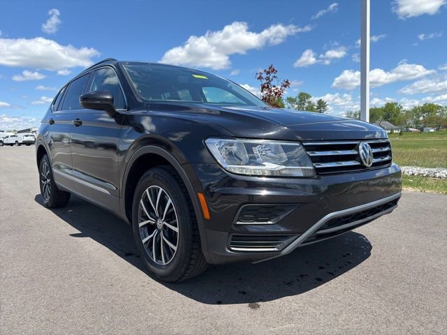 Used 2018 Volkswagen Tiguan SE w/ Panoramic Sunroof Package AWD/4WD image 1