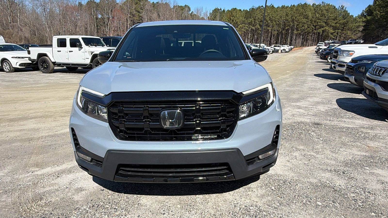 Used 2024 Honda Ridgeline Black Edition image 3