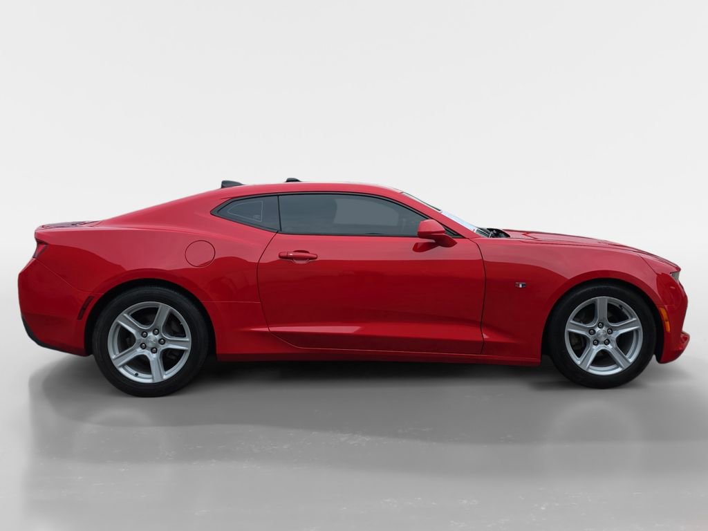 Used 2017 Chevrolet Camaro LT image 3