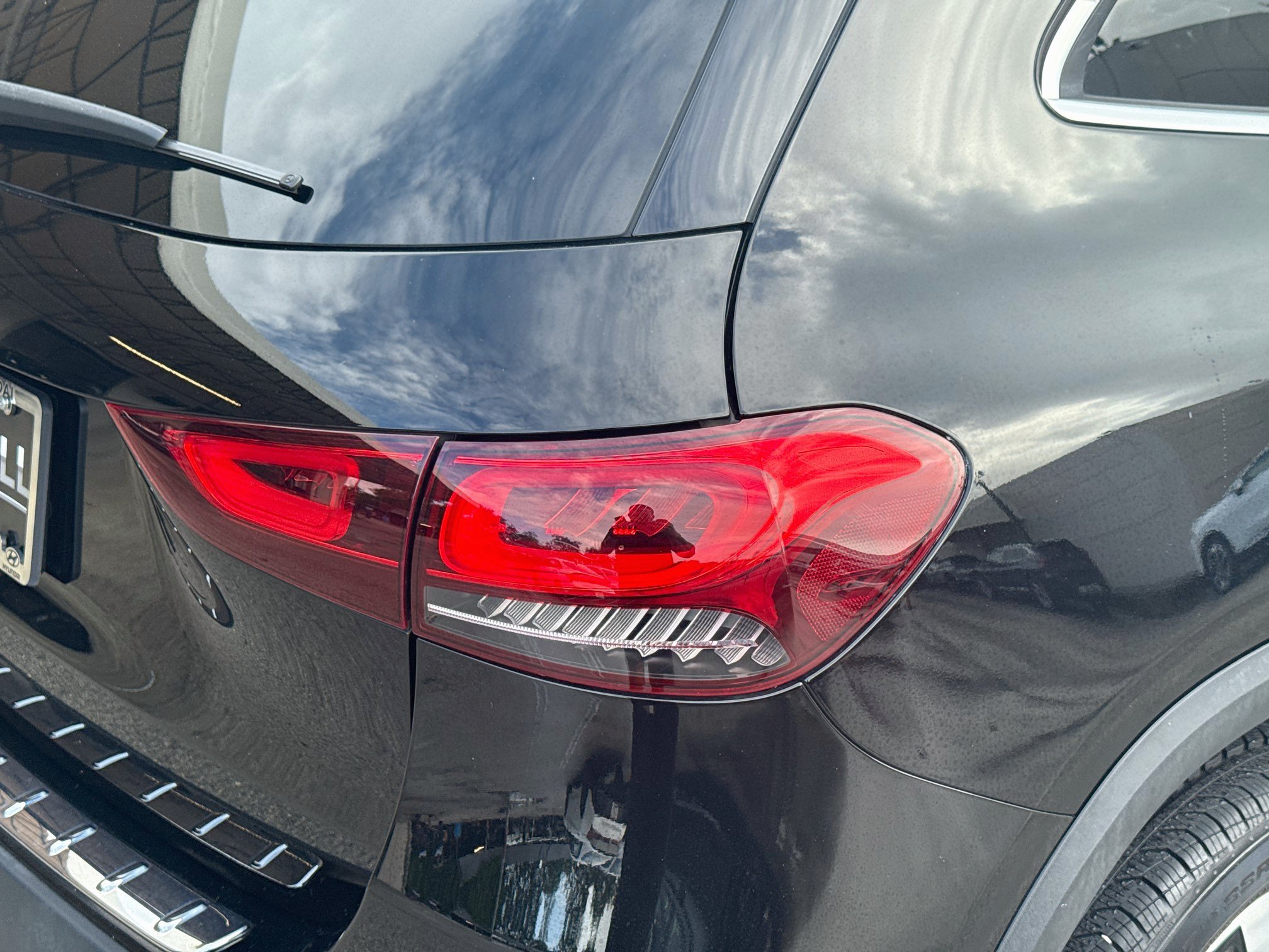 Used 2023 Mercedes-Benz GLA 250 w/ Premium Package image 25
