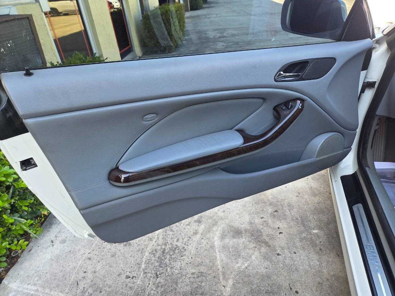 Used 2003 BMW 325Ci Convertible image 7
