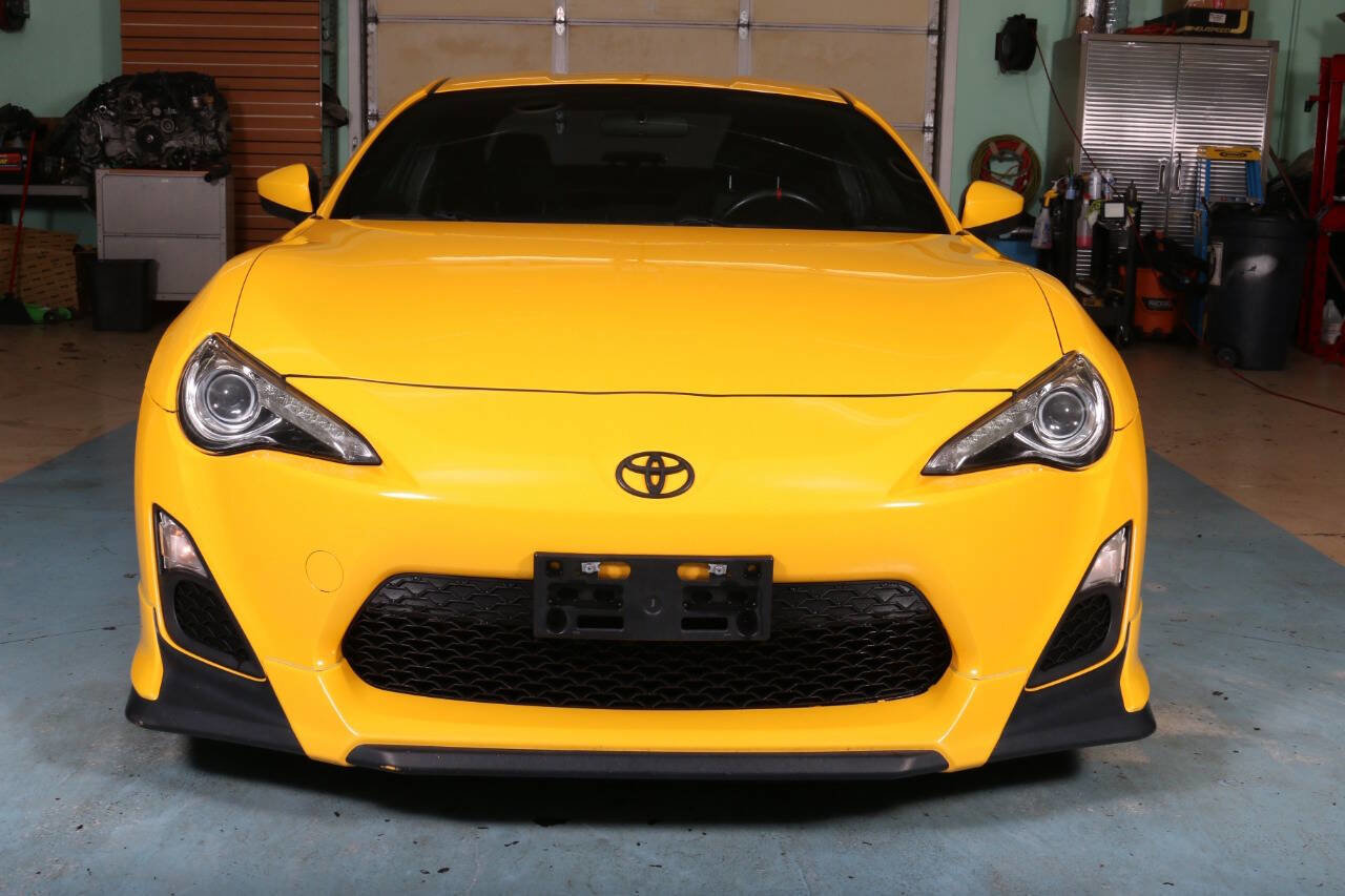 Used 2015 Scion FR-S Release Series 1.0 image 2