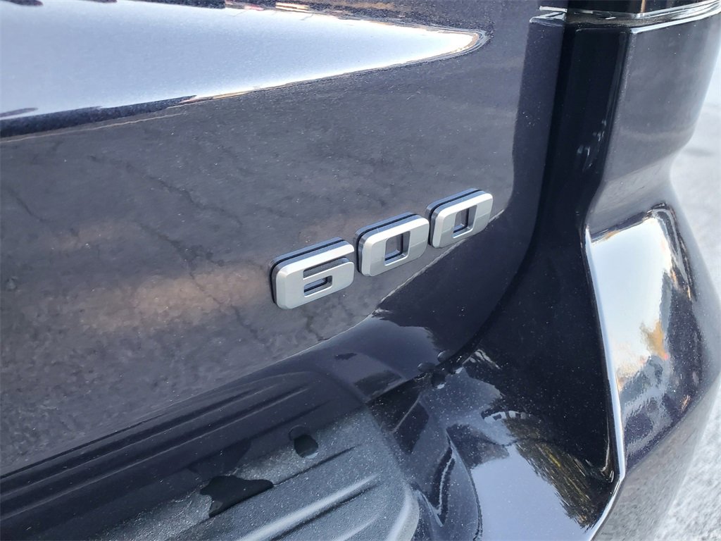 New 2026 Cadillac Escalade ESV Luxury w/ LPO, Radiant Package image 35