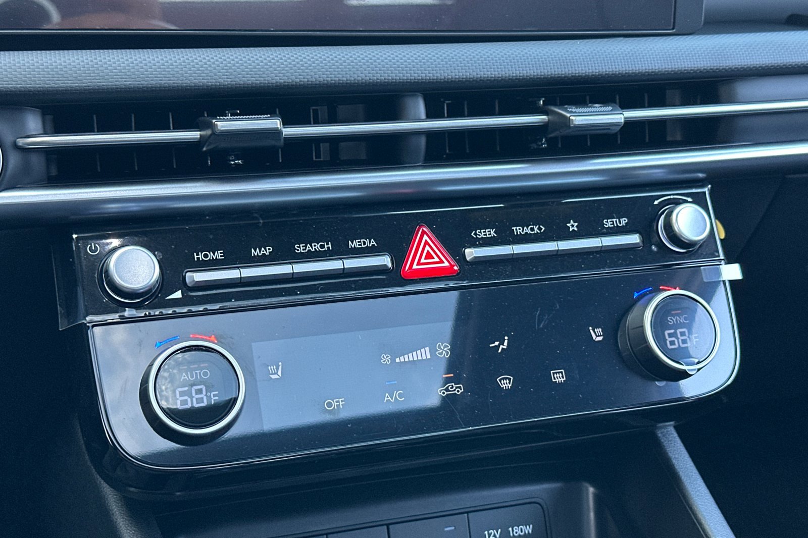 New 2025 Hyundai Santa Cruz SEL image 19