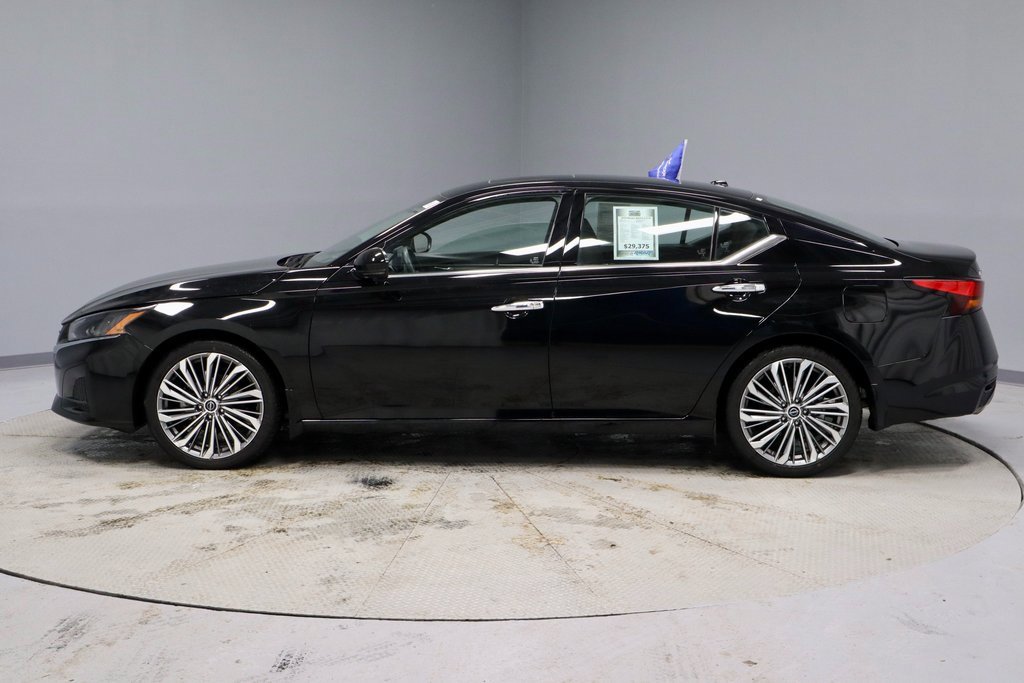 Certified 2025 Nissan Altima 2.5 SL image 10