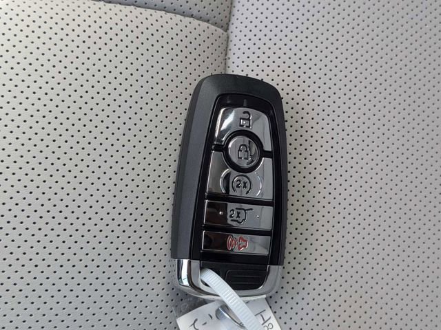 New 2026 Lincoln Navigator Reserve image 31