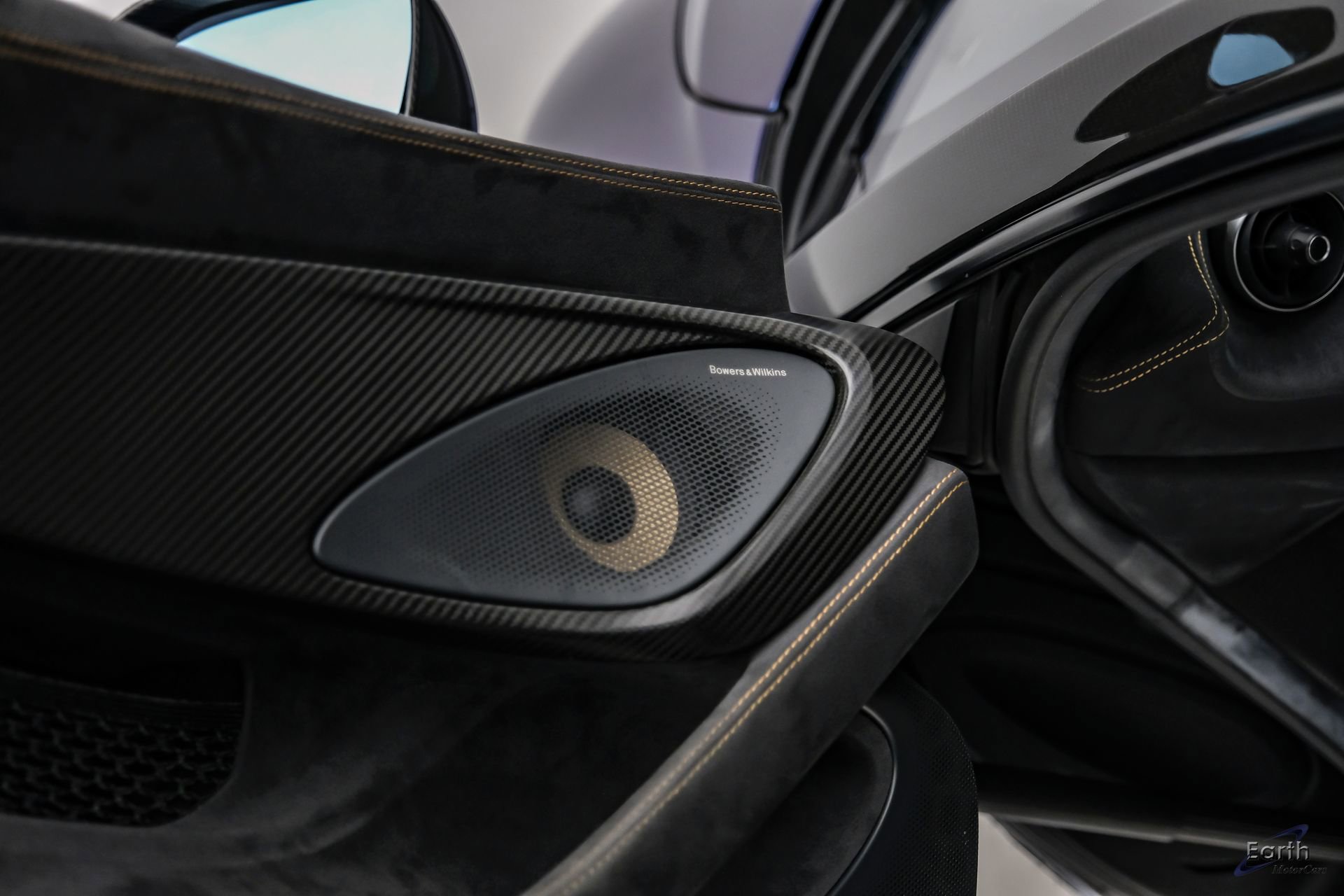 Used 2019 McLaren 600LT RWD image 64