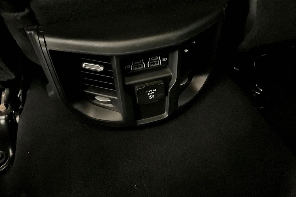 Used 2024 RAM 2500 Laramie image 32