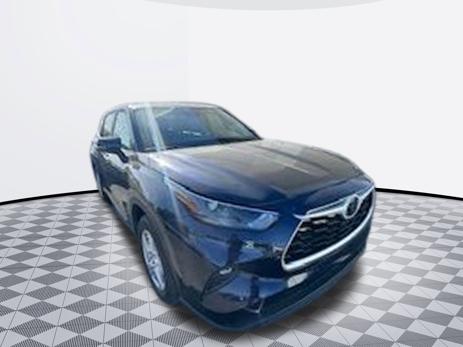 Used 2025 Toyota Highlander LE image 1