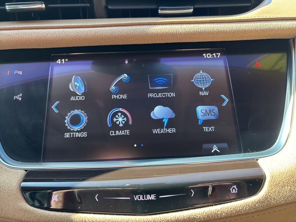 Used 2017 Cadillac XT5 Platinum w/ Driver Assist Package image 19