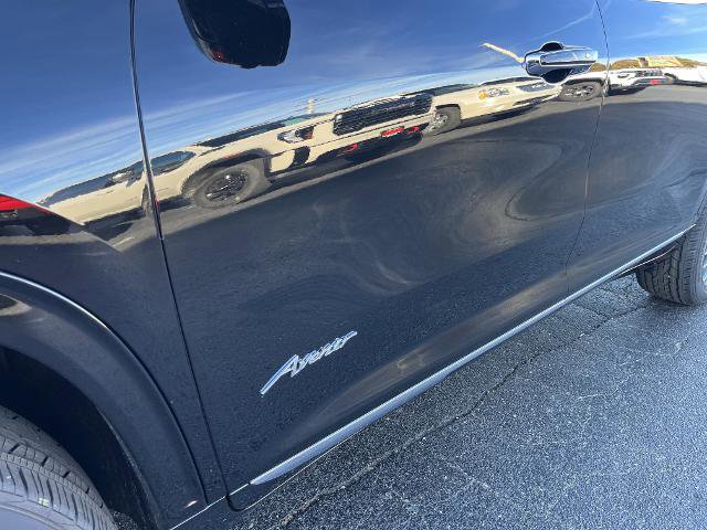 New 2026 Buick Enclave Avenir image 2