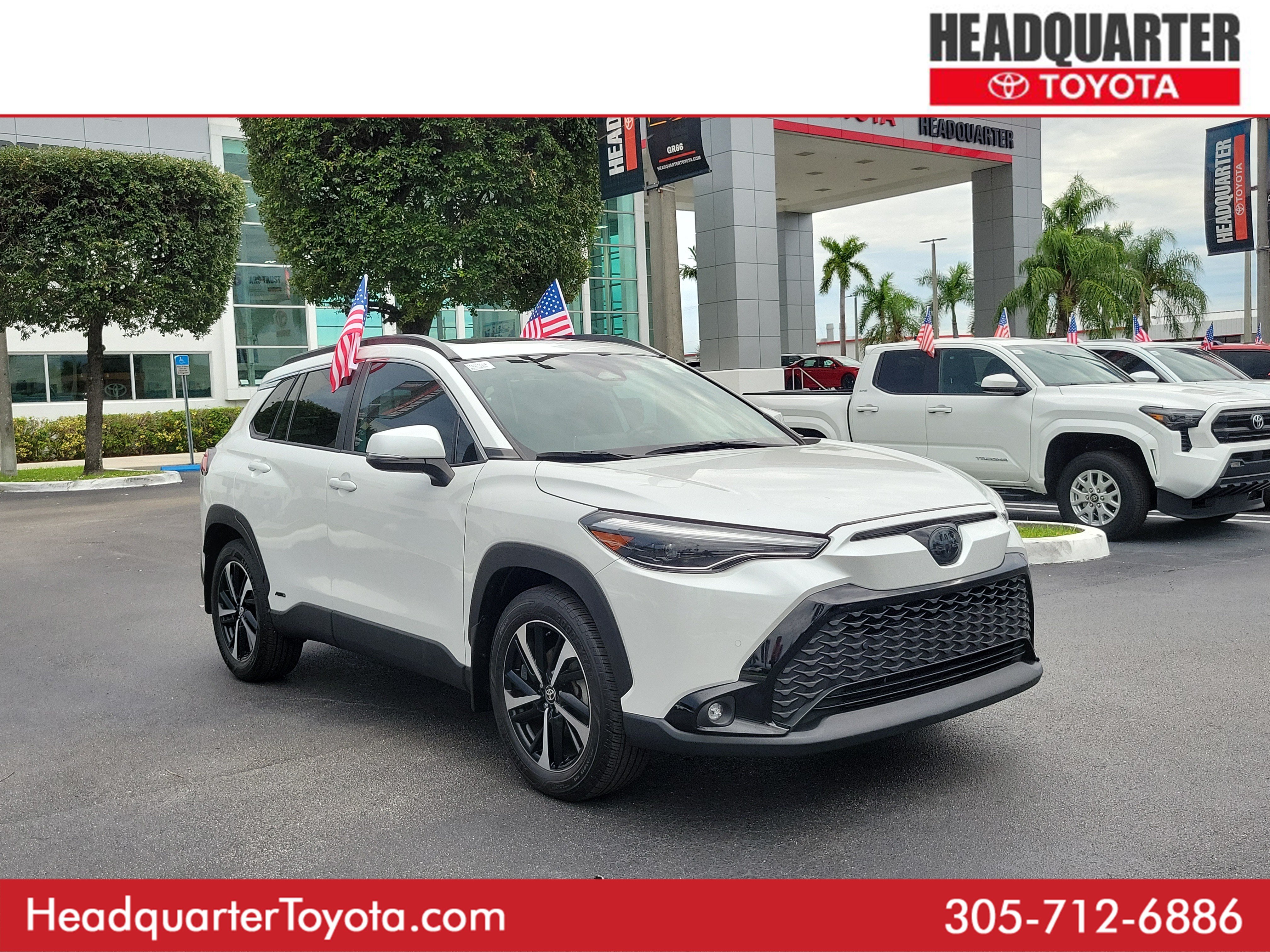 Used 2024 Toyota Corolla Cross AWD Hybrid w/ Convenience Package image 1
